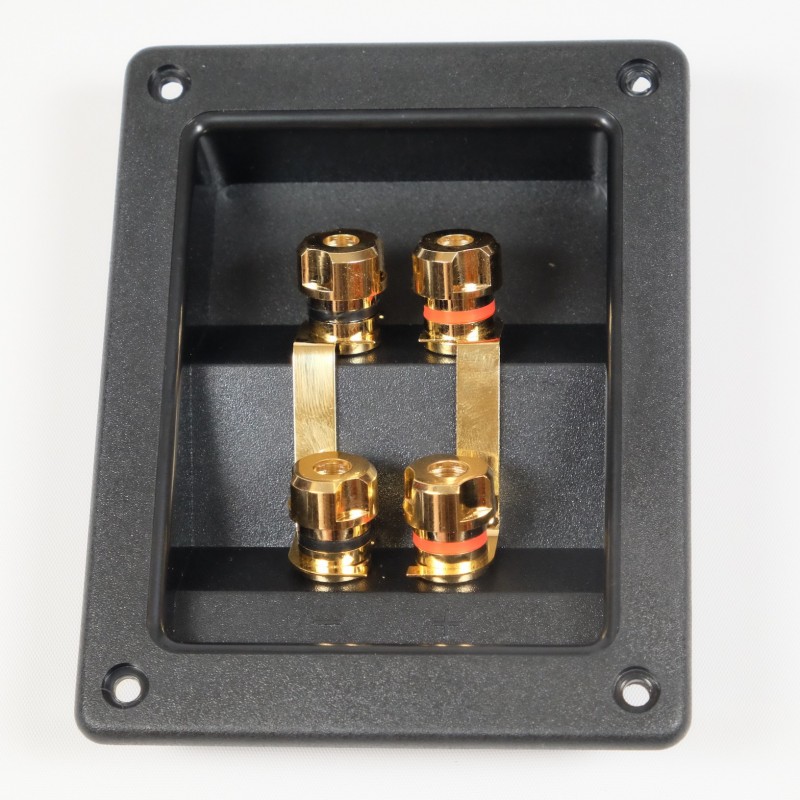 Bornier double plaqué or 96 mm x 123 mm (cavalier inclu) - WT-96-123-G Bornier double plaqué or 96 mm x 123 mm (cavalier inclu) - WT-96-123-G